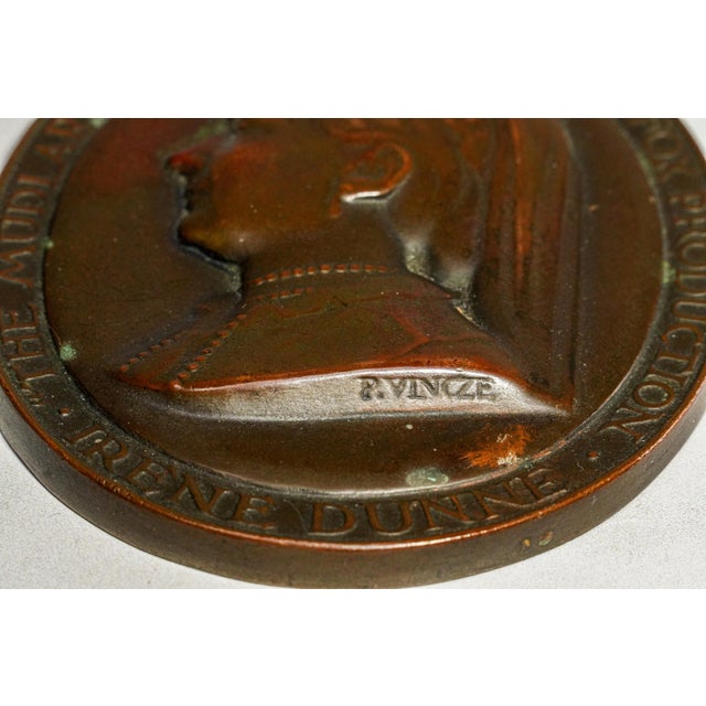 Metal Rare 1950 the Mudlark Irene Dunne Queen Victoria Solid Bronze Movie Plaque Paperweight, 20th Century Fox Memorabilia For Sale - Image 7 of 10