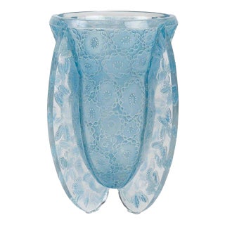 Vintage Butterflies Vase by René Lalique, 1936 For Sale