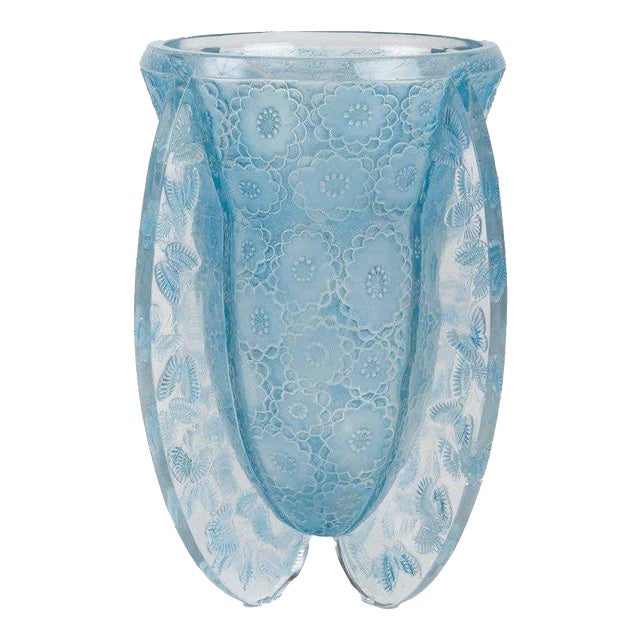 Vintage Butterflies Vase by René Lalique, 1936 For Sale