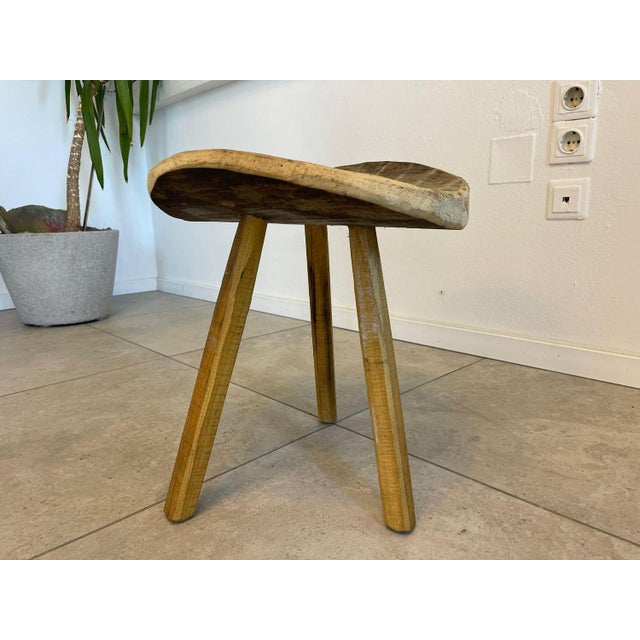 Solid, rustic stool height x seat height x depth 37 x 37 x 37 This is a handmade stool for your room. This stool is a...