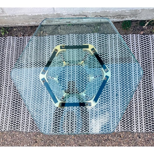 Mid-Century Modern Hexagon Glass Coffee Table by Leon Rosen for Pace Collection For Sale - Image 3 of 5