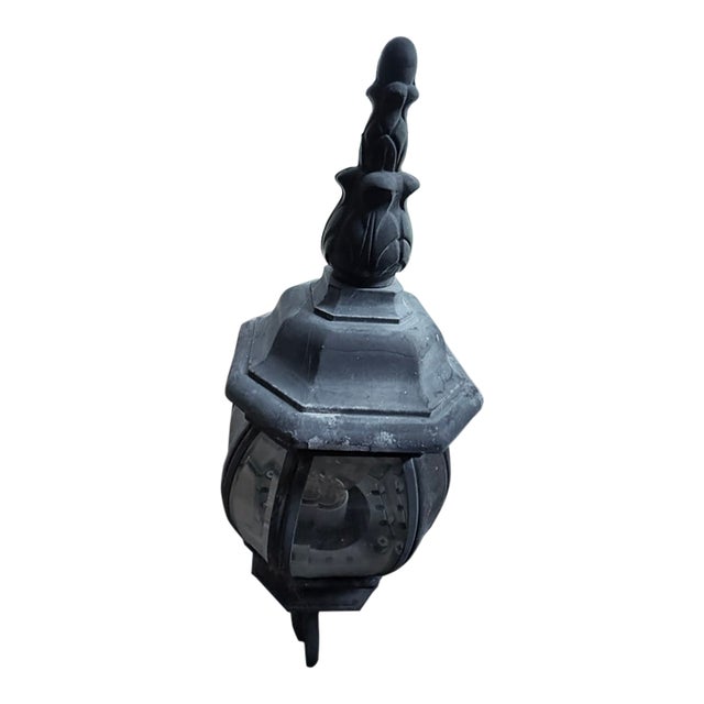 1990s Ornate Cast Iron Exterior Wall Lantern Sconce (1 Unit) For Sale