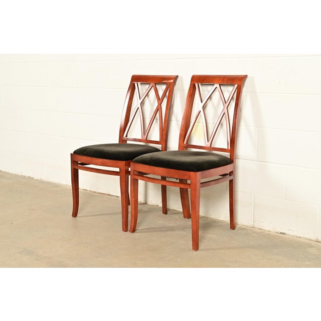 An outstanding pair of Regency or Neoclassical style side chairs or dining chairs By Bernhardt USA, Circa Late 20th...