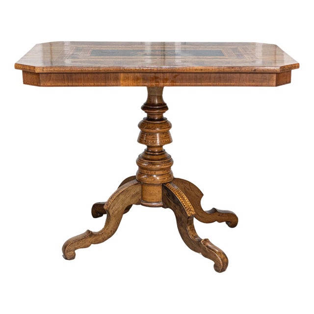 Italian 19th Century Walnut and Mahogany Center Table with Floral Marquetry For Sale