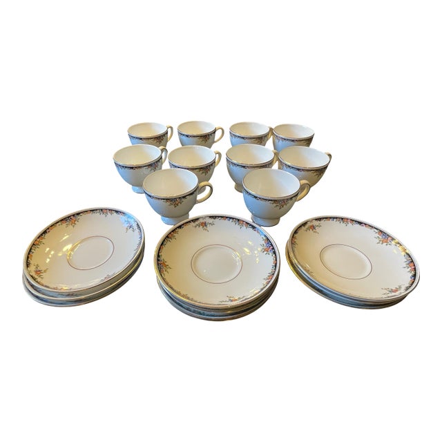 1980s Wedgewood Osborne China Coffee/Teacups/Saucers for 10 For Sale