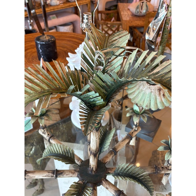 1970s Vintage Tole Metal Palm Beach Tree Leaf Leaves 8 Light Chandelier For Sale - Image 5 of 17