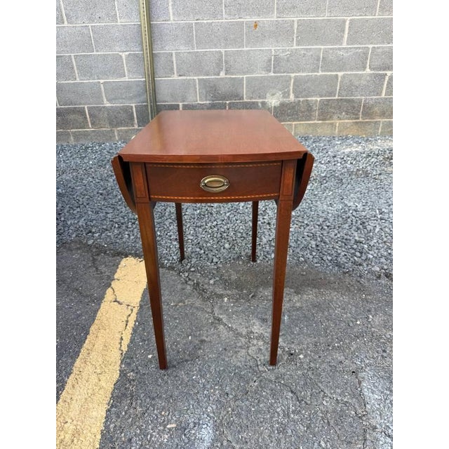 English Vintage Federal Style Mahogany Inlaid Pembroke Drop Leaf Tables For Sale - Image 3 of 15