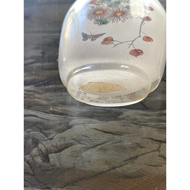 Chinese 1940s Vintage Chinese Perfume Bottle Painting on Glass For Sale - Image 3 of 4