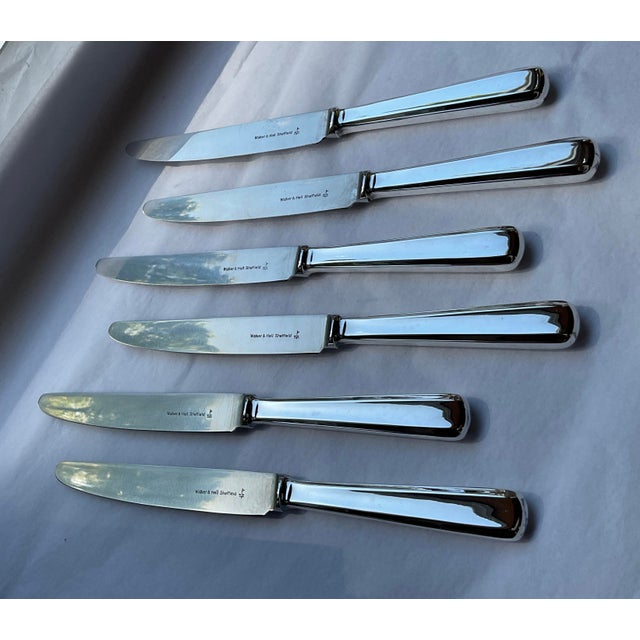 New 1960s a Cased Set of 12 Silver Dinner Knife, Leighton by Walker & Hall For Sale - Image 16 of 17