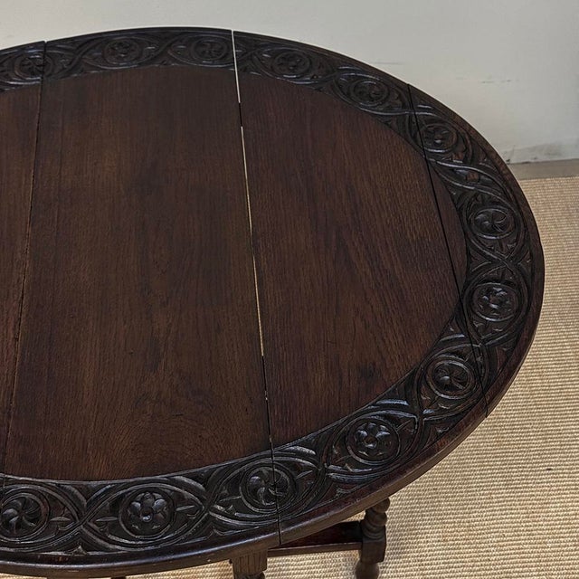 19th Century English Oak Gateleg Drop Leaf Occasional Table For Sale - Image 17 of 18