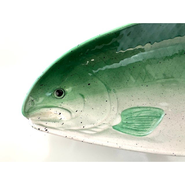 Vintage Coastal Ceramic Fish Platter For Sale In Little Rock - Image 6 of 13