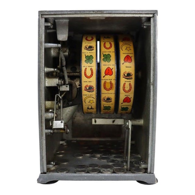 Early 20th Century Puritan Baby Bell Trade Simulator Slot Machine 20thC For Sale - Image 12 of 13