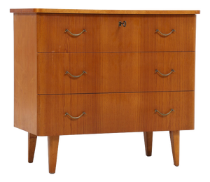 Vintage Chest of Drawers in Wood