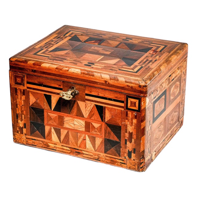 Impressive Large Inlaid Wood Pattern Antique Victorian 19th Century Box With Key Home Decor For Sale