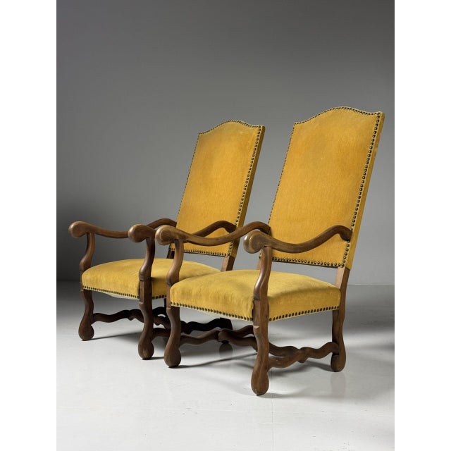 Set of 4 Os de mouton armchairs. Upholstered in yellow velvet. Originating from France, circa 1950-1960. Beautiful color,...