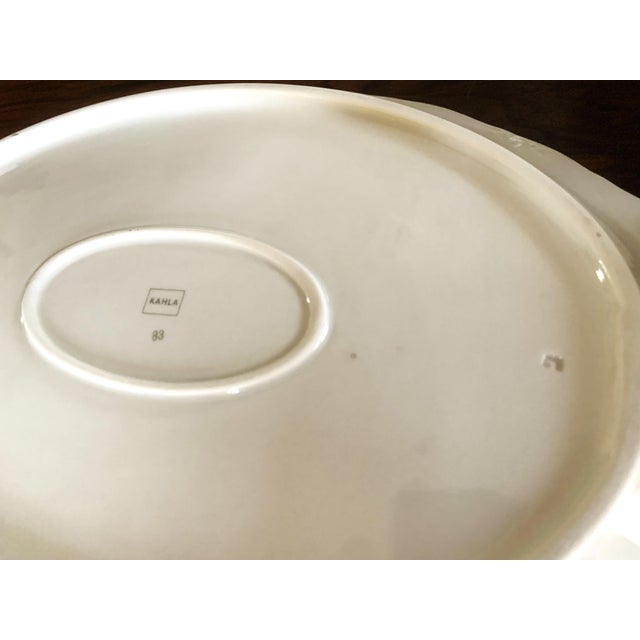 Exclusive Kahla Porcelain Dinner Set with Gold Accents, Germany, 1950s, Set of 39 For Sale - Image 10 of 18