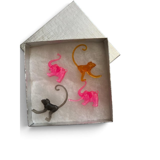 1950s Federal Glass Pink Elephant & Chartreuse Monkey Highball Cocktail Glasses - Set of 11 With Charms For Sale - Image 10 of 12