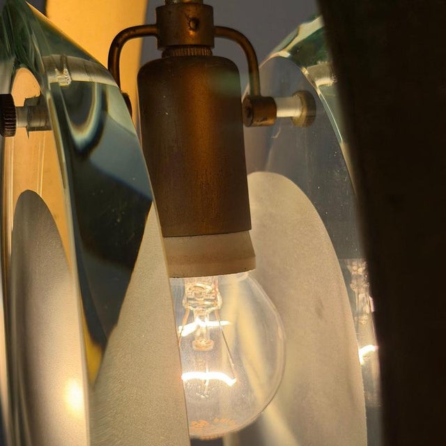 Model 1933 Pendant in Brass and Glass by Max Ingrand for Fontana Arte, Italy, 1961 For Sale - Image 11 of 18
