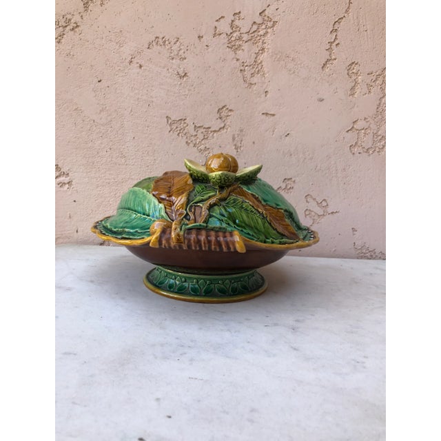Victorian Late 19th Century English Victorian Majolica Chestnut Server Minton For Sale - Image 3 of 10
