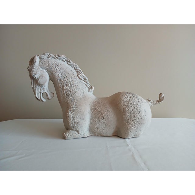 Interesting table or floor sculpture. Austin Productions Han Style Horse statue. White satin finish. Signed: "Austin Prod....