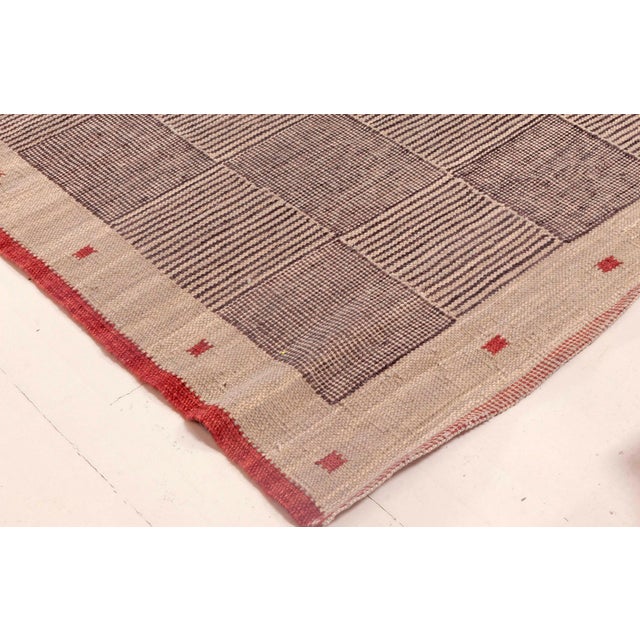 Mid-Century Modern "Optique" Modern Oversized Flatweave Geometric Gray Rug by Doris Leslie Blau For Sale - Image 3 of 8