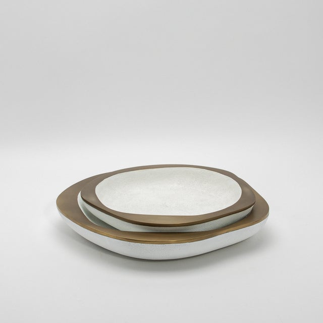 Metal Bowl in White Shagreen With Bronze Patina Brass Details R&y Augousti For Sale - Image 7 of 12