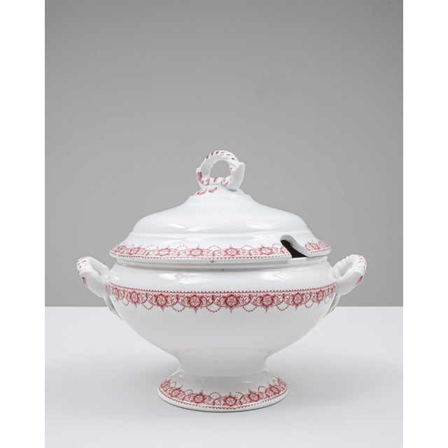 20th Century Belgian Special Edition Porcelain Tureen With Lid For Sale In Greensboro - Image 6 of 18