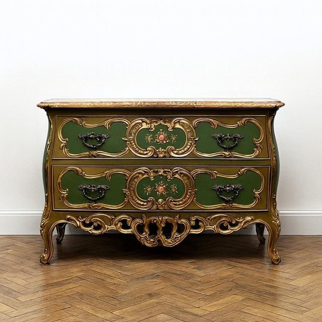 Louis XV Venetian Curved Commode, 1900s For Sale - Image 5 of 5