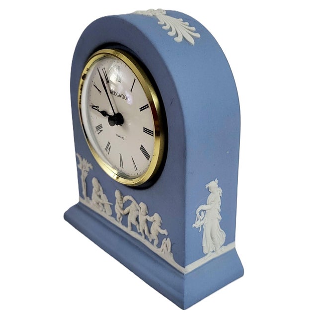 English Vintage English Blue Jasperware Neoclassical Wedgewood Shelf Desk Clock For Sale - Image 3 of 12