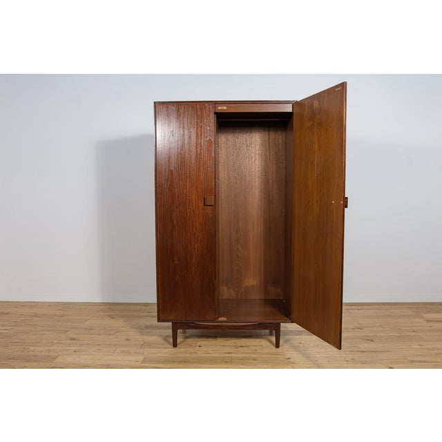 Wood Mid-Century Wardrobe by Ib Kofod Larsen for G-Plan, United Kingdom, 1960s For Sale - Image 7 of 18
