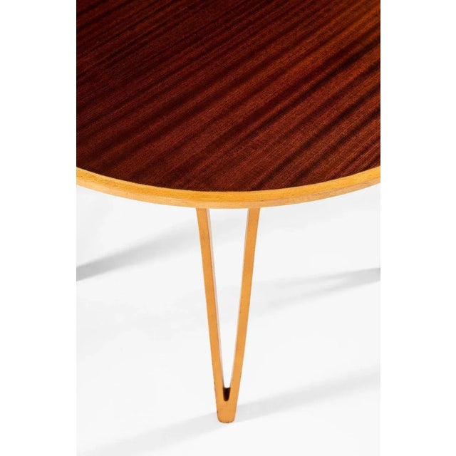 1940s Side or Coffee Table Attributed to Carl-Axel Acking, Sweden, 1940s For Sale - Image 5 of 7