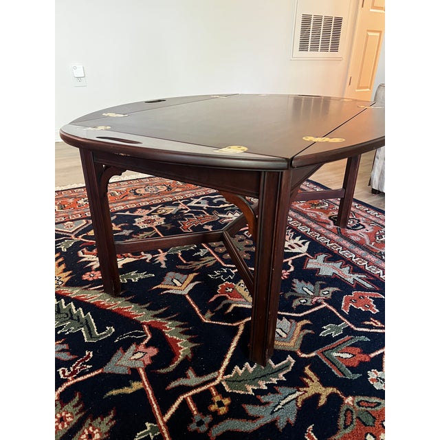 Chippendale Henkel Harris 5212 29 Banded Mahogany Chippendale Butler's Tray Coffee Table For Sale - Image 3 of 9