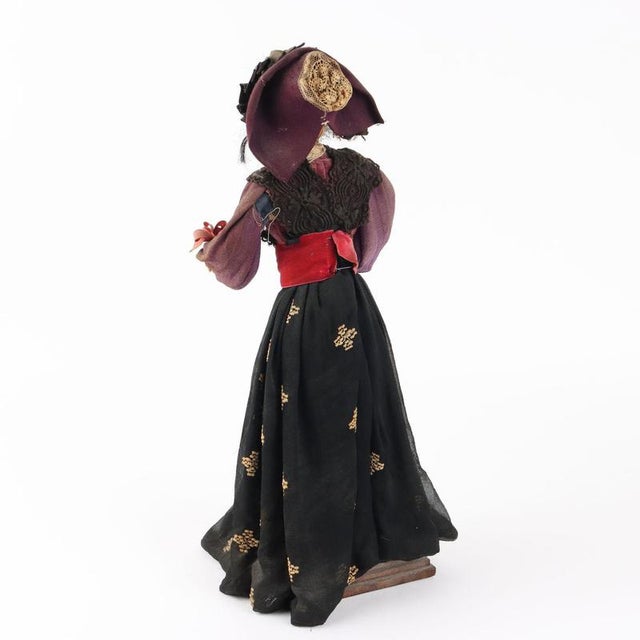 Wood Antique Female Figurine in Wood For Sale - Image 7 of 8