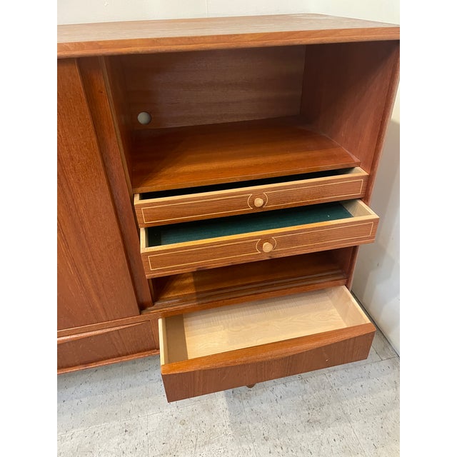 1960s 1960s Danish Teak Buffet / Credenza / Bar Cabinet For Sale - Image 5 of 9