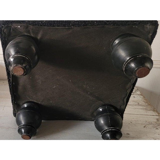 Wood 1960s Wool Bird Hooked Rug Stool For Sale - Image 7 of 7