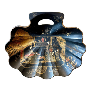 Chinoiserie Lacquered Papier Mache Shell Vide Poche Tray