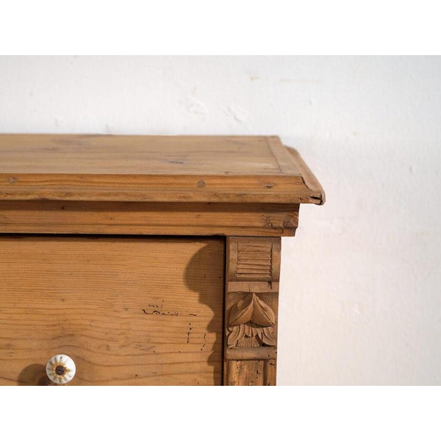 Wood Antique Chest of Drawers in Wood, 1900s For Sale - Image 7 of 11