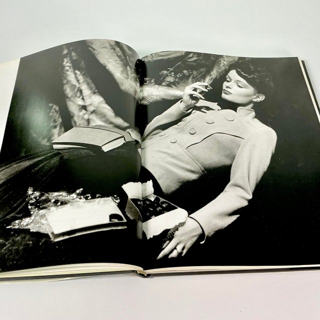 1994 British ‘Norman Parkinson Photographs 1935-1990’ Coffee Table Book. For Sale - Image 4 of 18