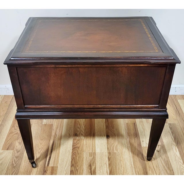 Wood Vintage American English Style Mahogany & Leather Night End Sofa Table For Sale - Image 7 of 14