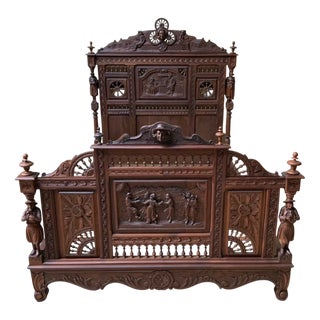 Antique Bed in Chestnut For Sale