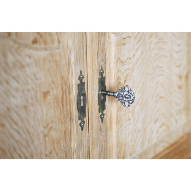 Tan 1960s Henning Kjaernulf Danish Quarter Sawn Oak Sideboard Cabinet Danish Modern, Attributed For Sale - Image 8 of 13