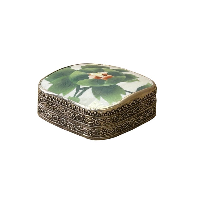 3.5" Chinese Old White Base Pink Flower Graphic Porcelain Art Pewter Box For Sale - Image 4 of 7