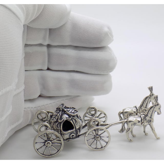 Silver Vintage Italian Handmade Genuine Silver Cinderella Princess Carriage Solid Figurine, Made in Tuscany (Arezzo, Italy) For Sale - Image 8 of 11
