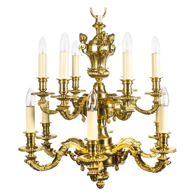Early 20th Century French Louis XIV Style Twelve Branch Ormolu Chandelier For Sale