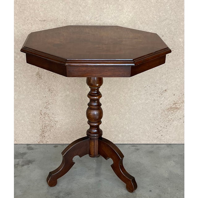 English English Octogonal Pedestal Tea or Side Table, 19th Century For Sale - Image 3 of 8