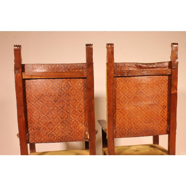 Set of Antique Renaissance Italian Walnut Armchairs, 1600s For Sale - Image 5 of 10