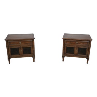 Pair of Henredon Walnut French Style Nightstands For Sale