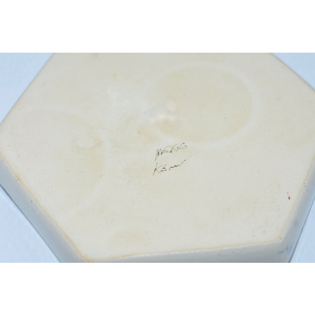 Handcrafted Ken Edwards Studio Ceramic Wall Plate Tonala Mexico Folk Art Pottery For Sale In Palm Springs - Image 6 of 6