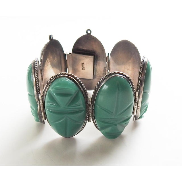 Jade Mid 20th Century Carved Green Onyx and Sterling Silver Mexico Artisan Bracelet For Sale - Image 8 of 11