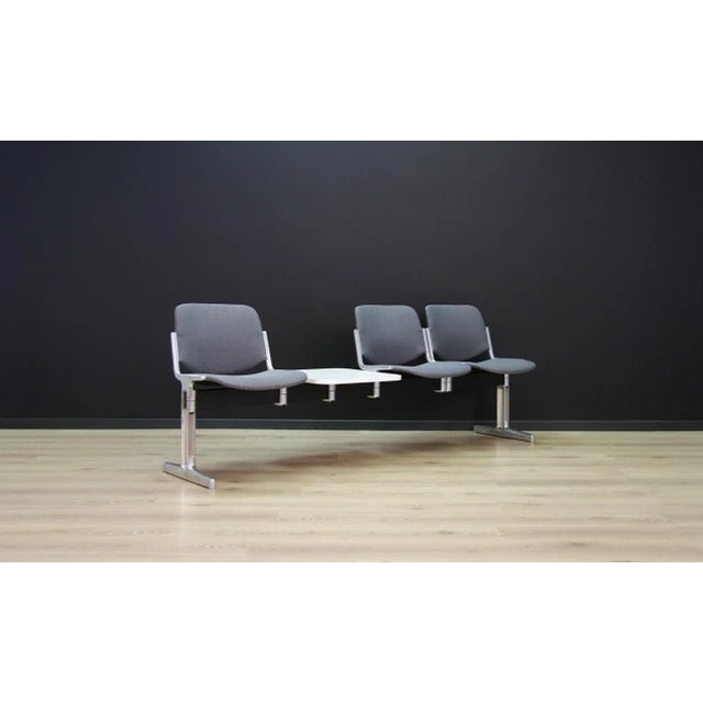 The bench was made in the 1960s, Danish production. The structure is made of chrome-plated metal. The seats have been...